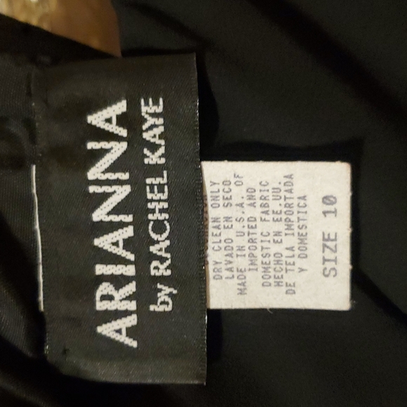 Formal dress - Picture 4 of 4